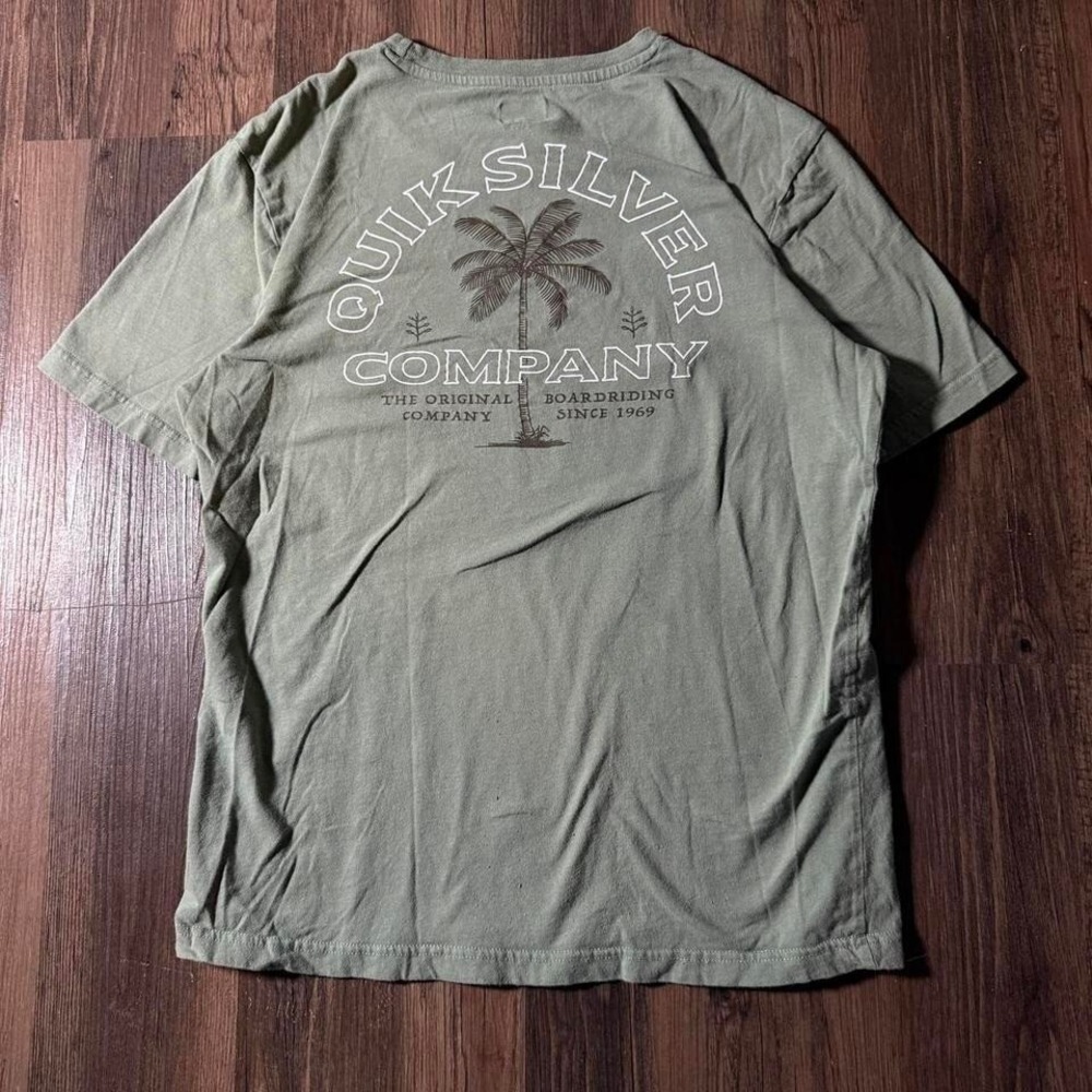 Quiksilver‎ Company T-Shirt Mens Small Olive Green Palm Tree Graphic Tee